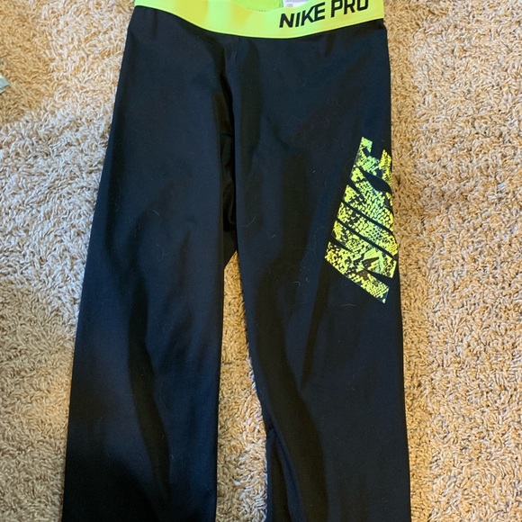Nike Pro cropped leggings - Picture 2 of 2